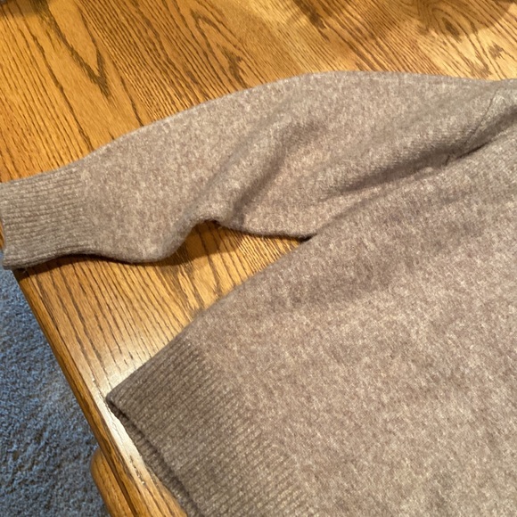 Women’s sweater - Picture 3 of 4